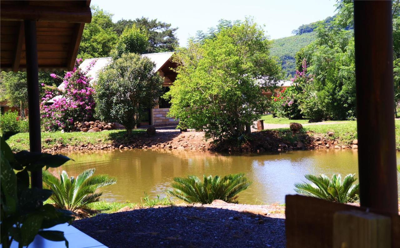 Lodge Vale Do Rio Do Boi