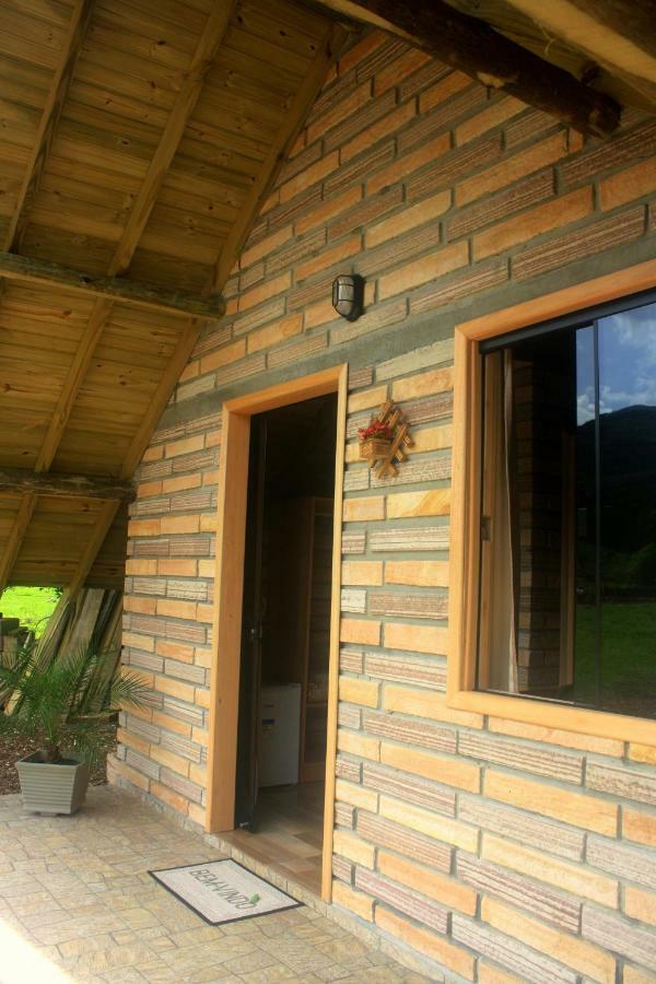 Vale Do Rio Do Boi Lodge *